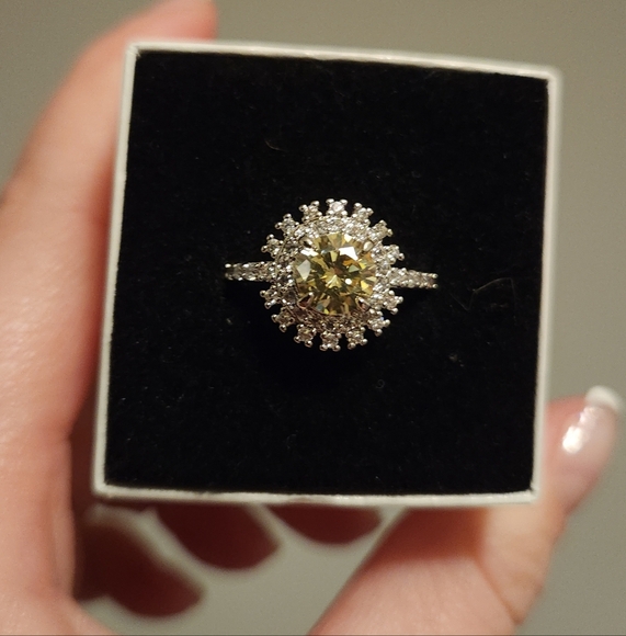 Bomb Party She's Fierce and Beautiful - Picture 2 of 3